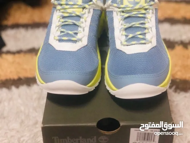 41.5 Casual Shoes in Zarqa