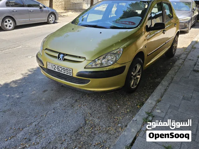 2002 بيجو 307 CC