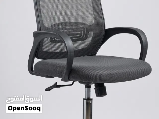 كراسي مكتبية نوفر لك تشكيلة واسعة من الكراسي المكتبية (دوّار وثابت) بتصاميم عصرية تناسب جميع الأذواق
