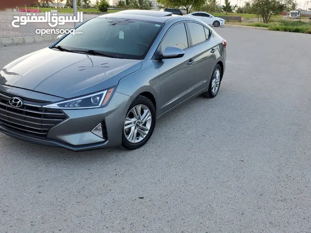 Hyundai Elantra 2019 in Dhofar