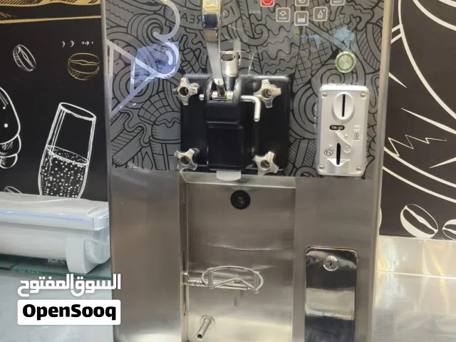 للبيع مکینة ايس كريم جديدة استعمال فقط 14 يوم سبب البيع تغيير المشروع