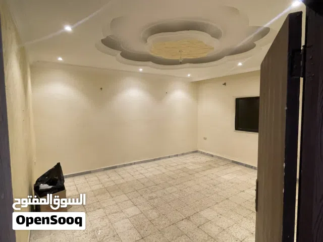 120 m2 3 Bedrooms Apartments for Rent in Amman Marka Al Shamaliya