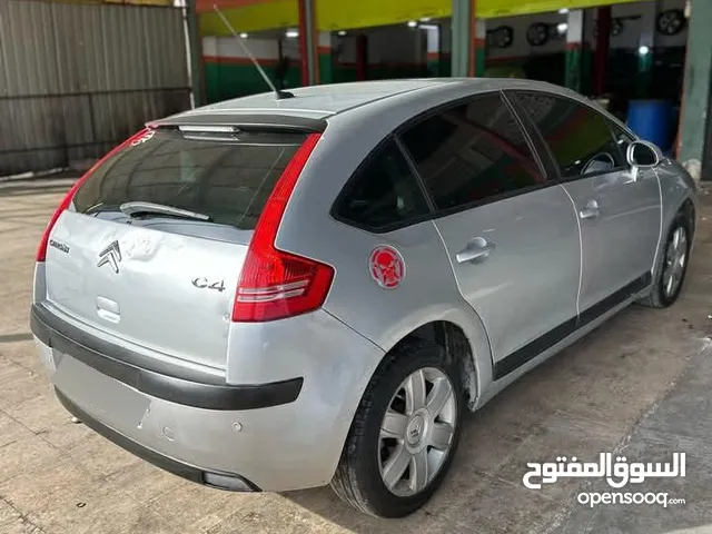 سيارة ستروين c4 موديل 2008 بحالة جيدة للبيع
