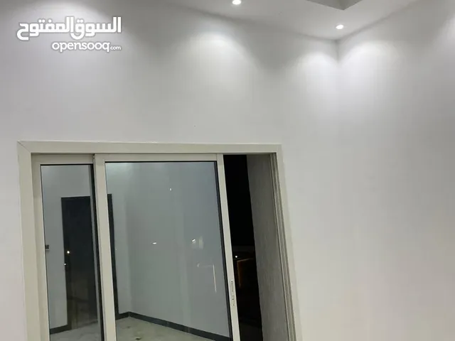 240 m2 4 Bedrooms Villa for Rent in Ajman Al-Zahya