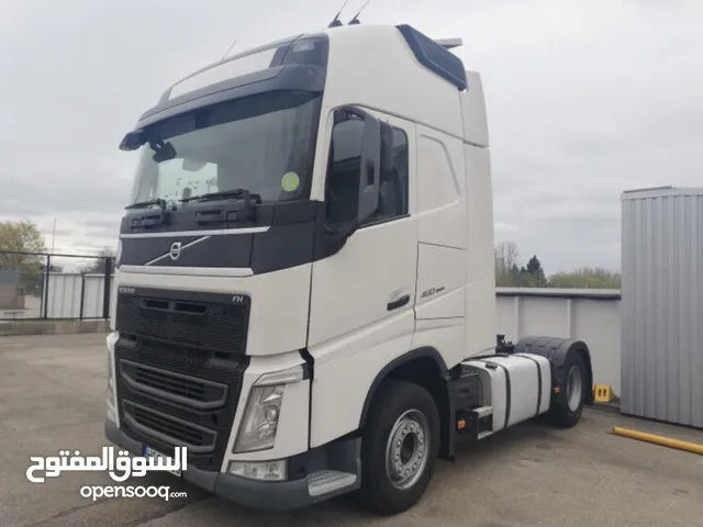 Refrigerator Volvo 2000 in Muscat