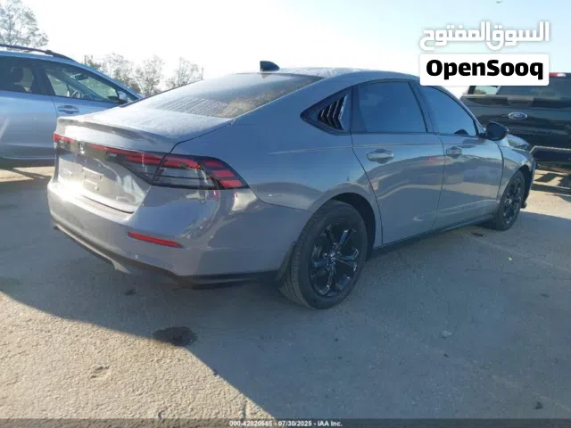 هوندا اكورد 2025 للبيع بالحادث