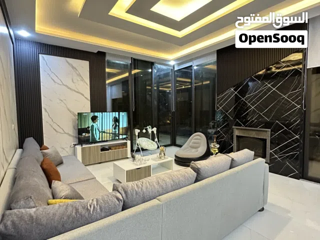 4 Bedrooms Chalet for Rent in Zarqa Al-Alouk