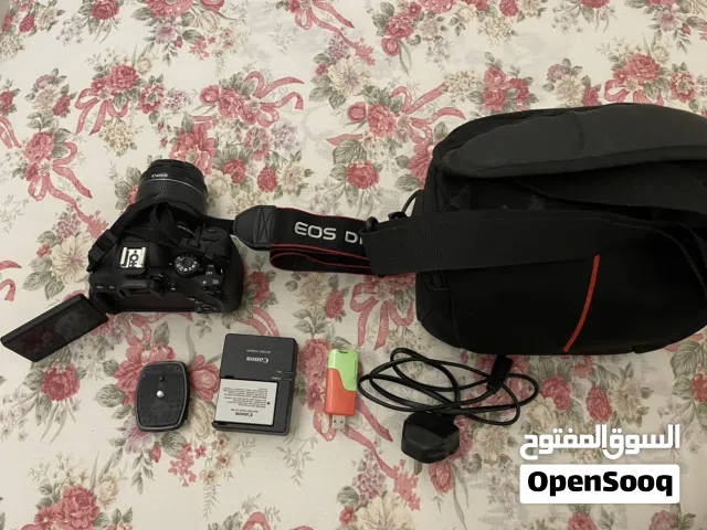كاميرا canon 700D