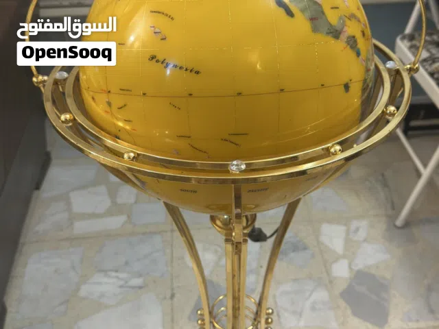 ديكور كرة ارضية ارتفاع متر