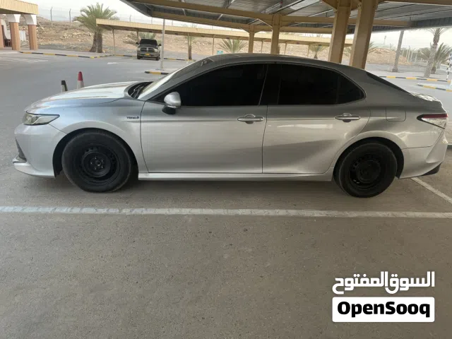 2018 تويوتا كامري LE