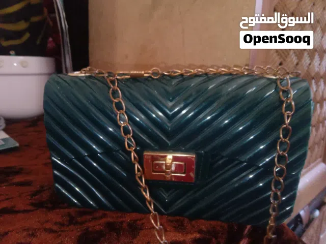 شنطه يد رائعه وعصريه