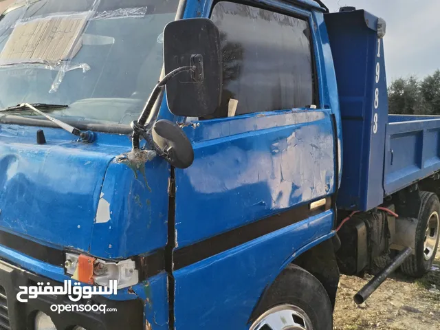 Tipper Daihatsu 1983 in Madaba