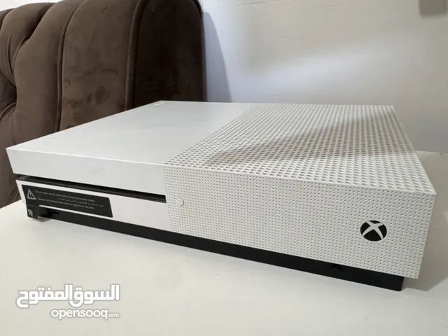 اكس بوكس ون إس و كنترولر و سيدي و شاشه