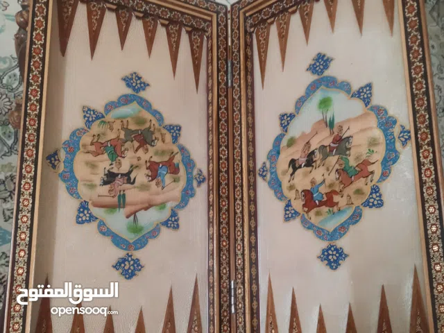 شُغل النرد المزخرف بالرسم والخاتمكاری (الخاتم) الشكلي