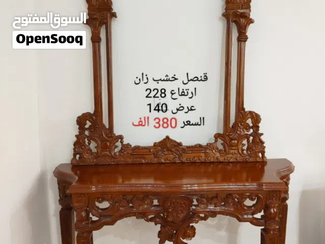 قنصل   خشب