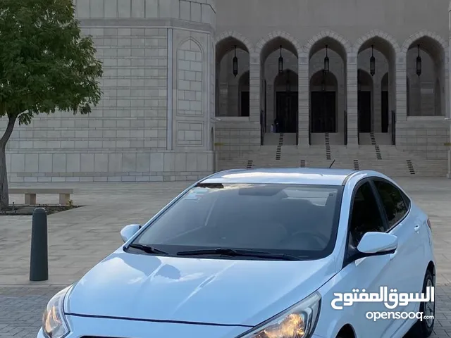 Hyundai Accent GL in Al Dakhiliya