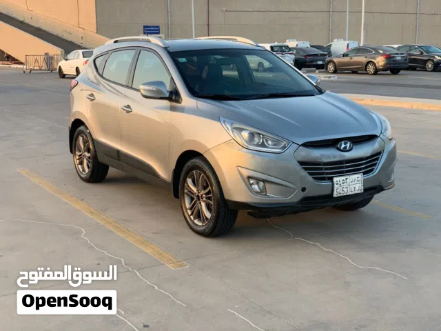 2015 هيونداي توسان Standard