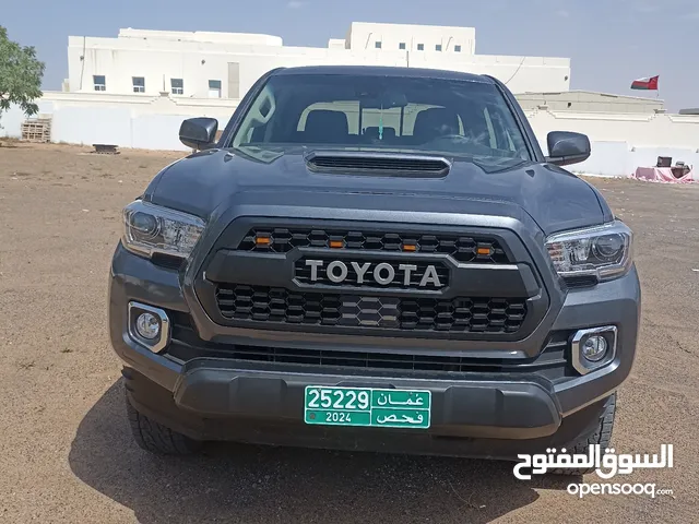 Used Toyota Tacoma in Al Sharqiya