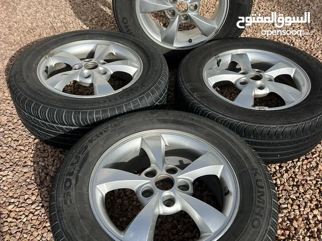 Kumho 16 Tyre & Wheel Cover in Misrata