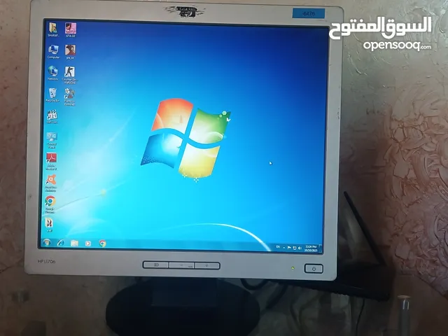 كمبيوتر مستعمل اشي خفيف  *الرام 4+4/8 *موجود عليه اكثر من 50 لعبة *مع سماعات *و كيبورد *و ماوس