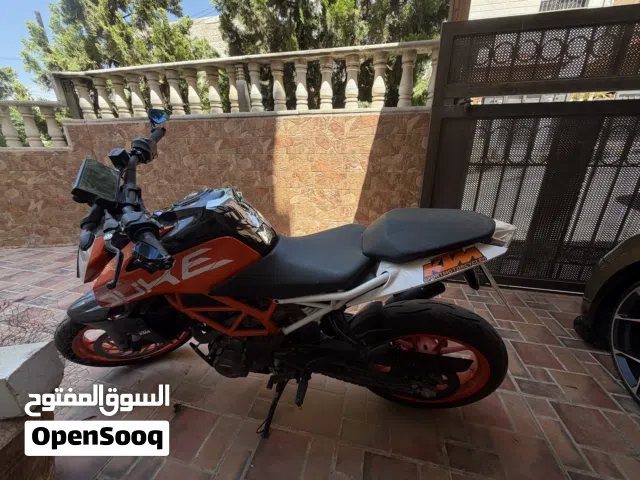 دراجة نارية كاي تي إم 390 Duke مستعملة موديل 2017