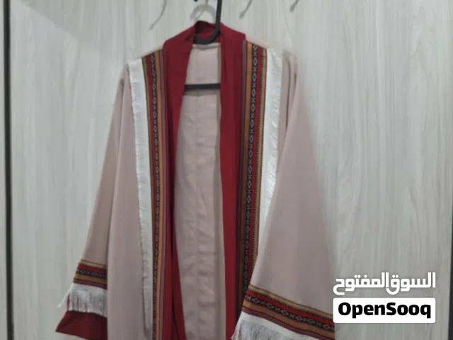 للبيع عبايه مفتوحه استعمال خفيف