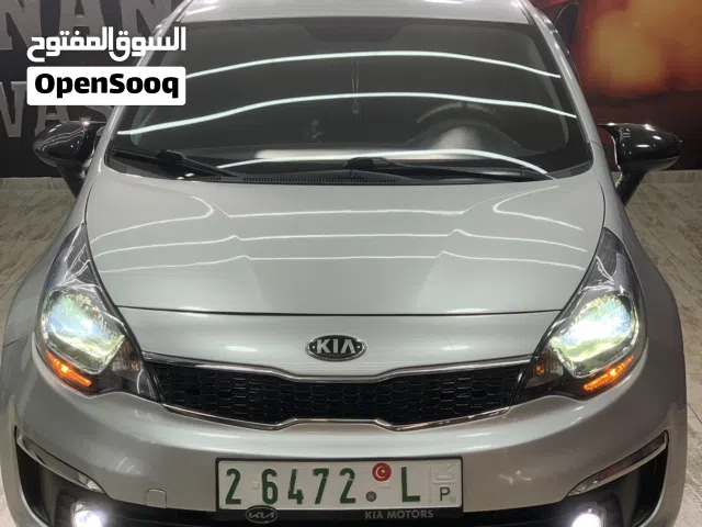 2016 كيا ريو Standard