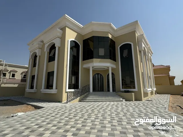 للبيع فيلا فخمة مواطن وخليجي فقط جديده إول ساكن جنب مول الرحمانيه 6 غرف مساحة الارض 15،500 قدم