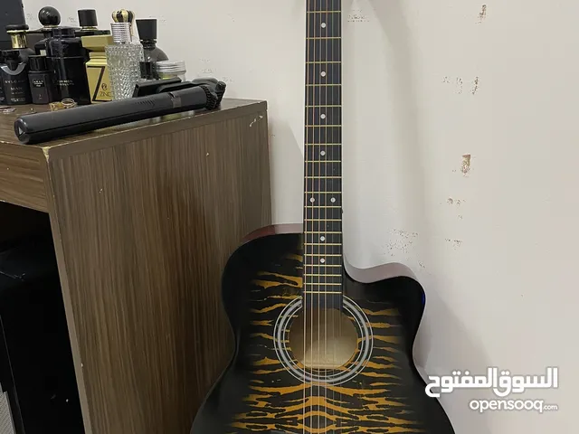 Acoustic Guitar for Sale – Great for Beginners عود جيتار أكوستيك للبيع - مناسب للمبتدئين