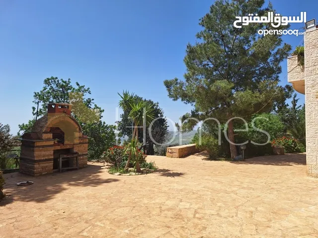 فيلا مستقلة مفروشة للبيع في الفحيص بمساحة ارض 2000م، ومساحة بناء 1150م