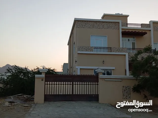 379 m2 More than 6 bedrooms Townhouse for Sale in Muscat Amerat