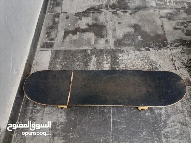 Skate board in a very good condition