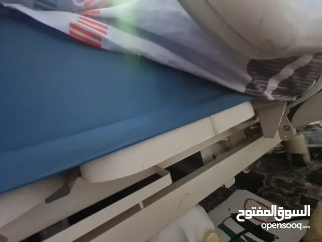 سرير طبي على كهرباء