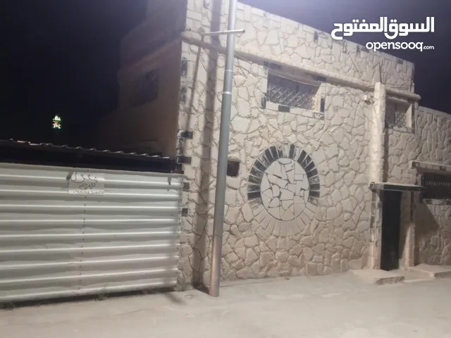 100 m2 4 Bedrooms Townhouse for Sale in Zarqa Al Hashemieh