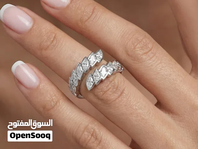 خاتم ألماس (ماس) فاخر من مجوهرات فتيحي بسعر مغري
