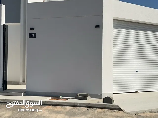 250 m2 4 Bedrooms Townhouse for Rent in Al Riyadh Al Arid