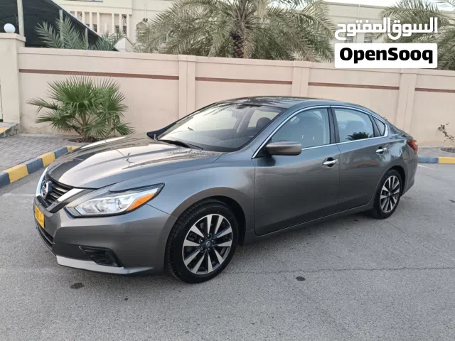 Used Nissan Altima in Al Dakhiliya