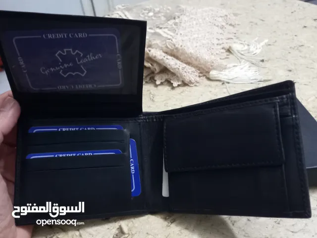 محفظة جلد جديدة