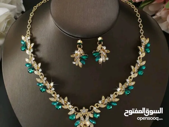 طقم مجوهرات فاخر