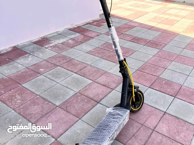 سكوتر كهربائي شبه جديد