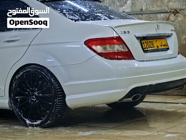 2011 مرسيدس بنز الفئة-C C 300