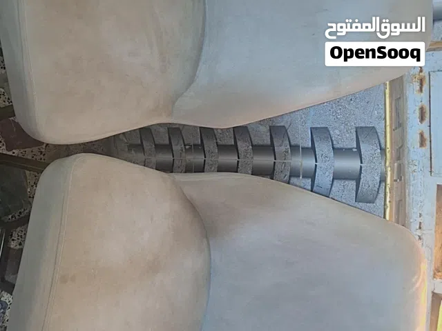 ميز طعام مع كراسي العدد 4