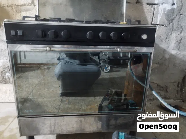 طباخ حجم كبير.  خمس عيون  كلة شغال... نوع. ايطالي