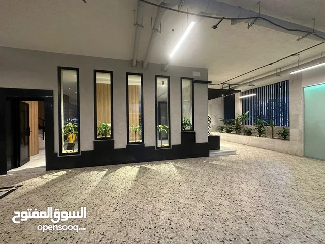 130 m2 4 Bedrooms Apartments for Sale in Jeddah Al Manar