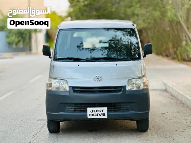 2023 Toyota LiteAce AT