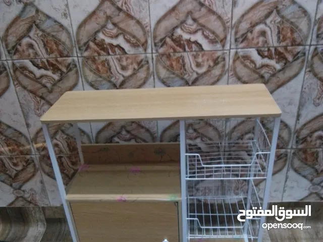 ميز مطبخ مامستعمل جديد بعده بنايلون