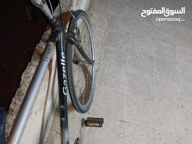 بسكليت الماني بحاله ممتازه -بركات شغاله- كوشوك جديد - غيارات امامي خلفي شغال-قابل للتفاوض بسعر حرق