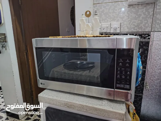LG 30+ Liters Microwave in Baghdad