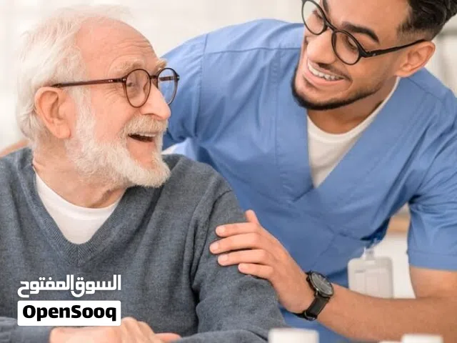 ممرض على استعداد للقيام بزياره المرضى بالبيت والقيام بعمل غيارات للجروح وعمل حمام للمريض وعمل مساجات