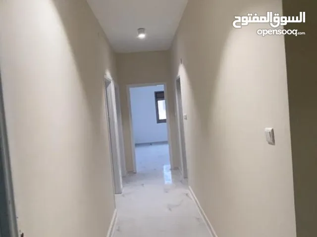 شقة مميزة قريبة على جامعة النجاح الحرم القديم تشطيب مميز